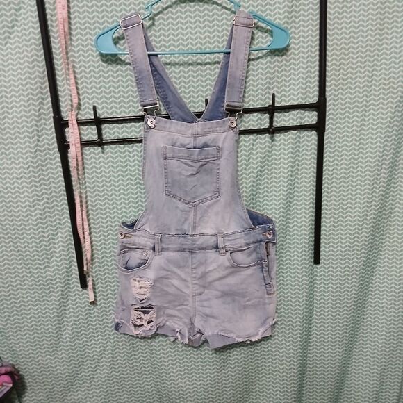 Dollhouse Light Blue Size 28 Jean Shorts Overalls - Picture 5 of 5